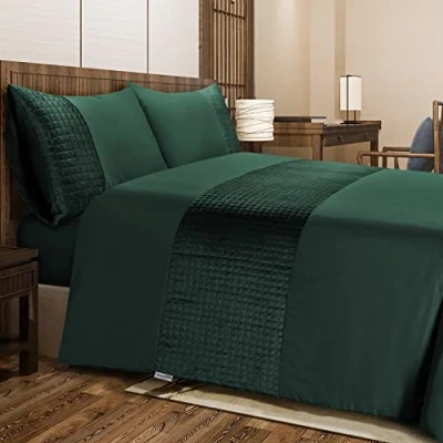 Image of Bronwen Mathews Double Duvet Set Soft Microfibre with Quilted Square Velvet Band Cover and 2 Pillowcases, Easy Care Wrinkle Free Bedding of 3 Pcs (Bottle Green, Double)