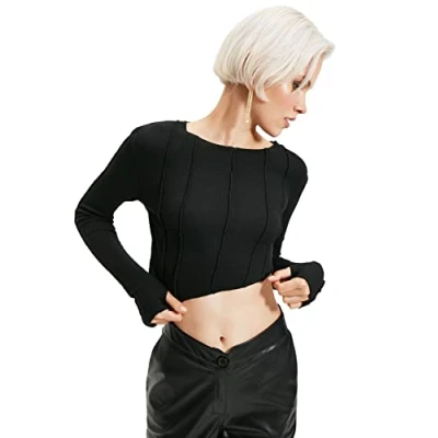Image of Trendyol Women Regular Basic Crew Neck Knit Blouse Schwarz