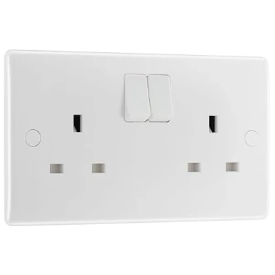 Image of BG Electrical Double Switched Power Plug Wall Socket, Pole, Nexus 800 Series, White Moulded, Round Edge, 13A, 822DP
