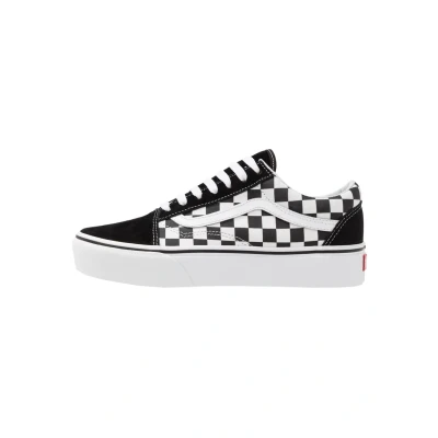 Image of Vans UA OLD Skool Platform Trainers, Women&#039;s, Size: 9, Black/white Leather and textile