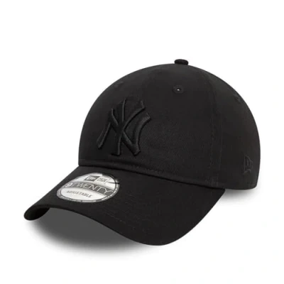 Image of New Era York Yankees MLB League Essential Tonal Black Adjustable 9Twenty Cap