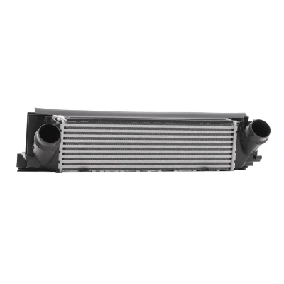 Image of 17517005532, 17517600532, 7600532, 760053203 Intercooler VALEO 818261 Aluminium BMW: 3 Saloon, 4 Gran Coupe, Touring