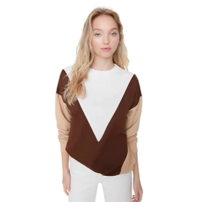 Image of Trendyol Women Fitted Basic Crew neck Knit Sweatshirt Brown