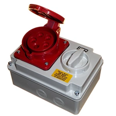 Image of 32 Amp 415V 5 Pin Interlock Socket Switched 3P+N+E 3 Phase Red