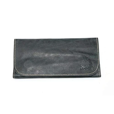 Image of Soft Genuine Leather Smoking Tobacco Pocket Pouch Case Made in Real with Lining, Rolling Paper and Back for Filters (Black)