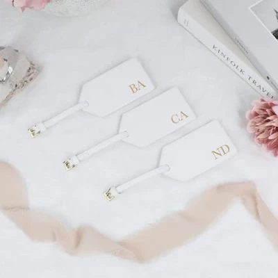 Image of eBuyGB Personalised Soft White PU Leather Luggage Tag with Initials, Monogrammed Suitcase Tag, Hen Party Favour, Do Abroad, Holiday Travel Gift (Sample)