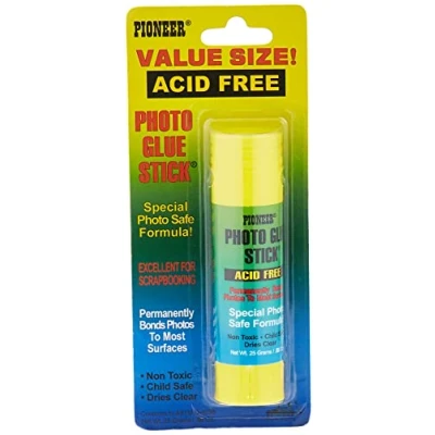 Image of Bulk Buy: Pioneer Photo Glue Stick .88 Ounce LGS (6 Pack)