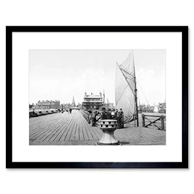 Image of Wee Blue Coo LOWESTOFT THE PIER PAVILLION ENGLAND OLD BW BLACK FRAMED ART PRINT B12X301