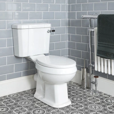 Image of Milano Richmond Traditional White Close Coupled Toilet WC Soft Seat Black Flush Lever