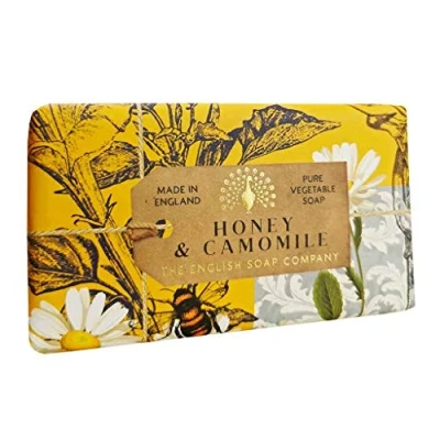 Image of The English Soap Company Vintage Wrapped Bar, Honey &amp; Chamomile Shea Butter Moisturising Bar for Face and Body, Scent 190g