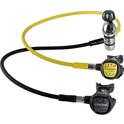 Image of Cressi Unisex AC2 Compact Plus Octopus XS Int Diving Regulator Black, UK
