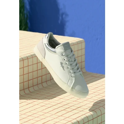 Image of Pepe Jeans Laceups Kenton Court W Trainers, Women&#039;s, Size: 3, Silver Leather/synthetics