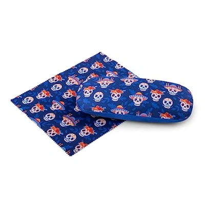 Image of Glasses case &amp; microfiber cleaning cloth with matching printed design (Días De Los Muertos)