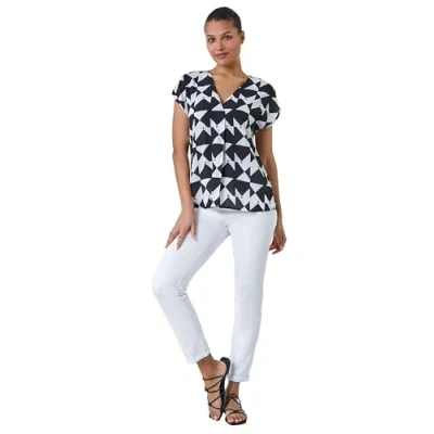 Image of Roman Geometric Crinkle Textured Top for Women UK Ladies Spring Everyday Summer Holiday V Neckline Comfy Short Sleeve Soft Pleat Detail Shirt Vacation Blouses Black Size 12