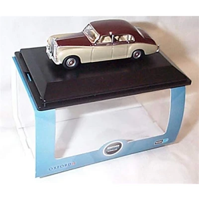 Image of Oxford Rolls Royce Phantom V Burgundy/Silver Sand vehicle 1:76 scale diecast model