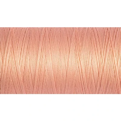 Image of Gutermann Sew All Polyester Thread, 250Mtr, Sweet Peach (0586), 5.5 x 2.7 cm