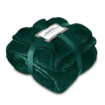 Image of VELVETIO Large Flannel Fleece Throw for Sofa Bed, Fluffy Double Sided Reversible Sherpa Warm Blanket, Lightweight Ultra Soft Thick Travel Throws, 150 x 200cm, Green