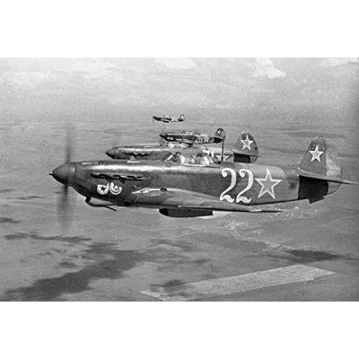 Image of Zvezda 1/48 Yak 9 Soviet Fighter (9/22) *zve4815