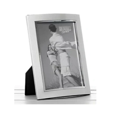 Image of Silver Curved Edge Frame: 4x6