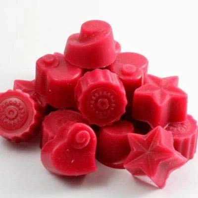Image of Handmade Premium Quality Highly Scented Wax Melts. 10 x 5g Melts in Each Pack (Cranberry)