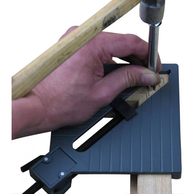 Image of CHARNWOOD PFK03 Picture Frame Joining Kit with Corner Clamp &amp; Hardware