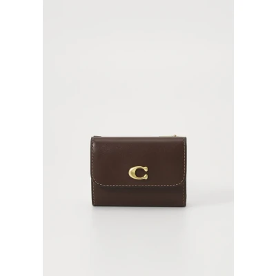 Image of Coach Women&#039;s Essential Card Holder Accessory Travel Wallet, B4/Maple, One Size