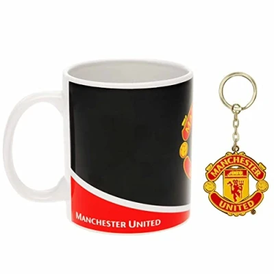 Image of Official Manchester United Crest Ceramic Mug &amp; Keyring Gift Set