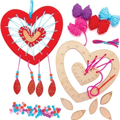 Image of Baker Ross AT366 Heart Wooden Dreamcatcher Kits, Shaped Template with Wool and Beads to Decorate (4 Pack), Blue,Pink,Purple,Red