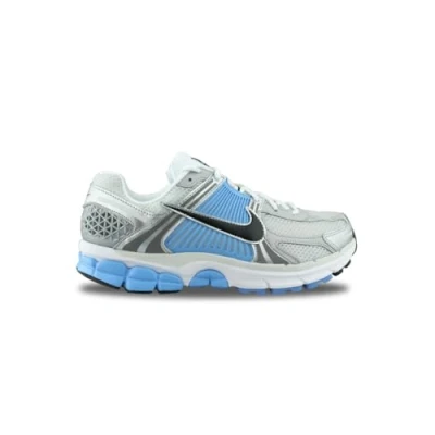 Image of Nike Sportswear ZOOM Vomero 5 Trainers white/black/pure platinumcoloured/univ blue/cool grey/silvercoloured, Men&#039;s, Size: 8 shoes