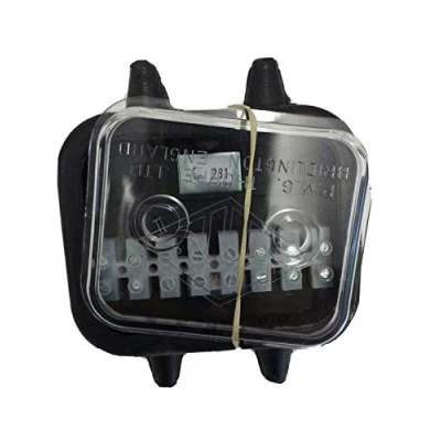 Image of 12V / 24V 8 WAY JUNCTION BOX WATERPROOF DUSTPROOF TRAILER, HORSE BOX, TRANSPORTER ETC. RUBBER WITH CLEAR COVER MP299b MAYPOLE