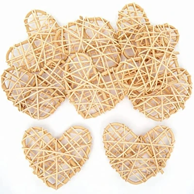 Image of Baker Ross Rattan Hearts Pack of 10, Natural Art and Craft Supplies for Kids (FC313), Assorted,7 cm