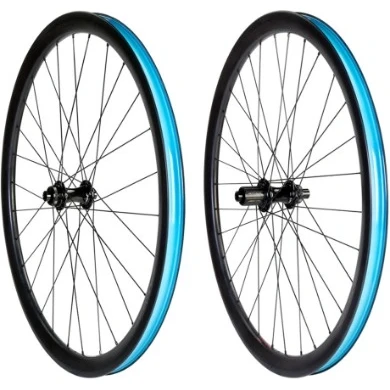 Image of Halo Carbaura XCD 35mm Carbon Gravel Wheelset