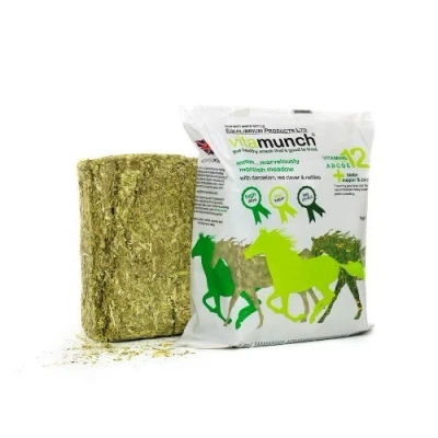 Image of Equilibrium Vitamunch Marvellous Meadow Horse Snack 1 Kg x 5 Pack
