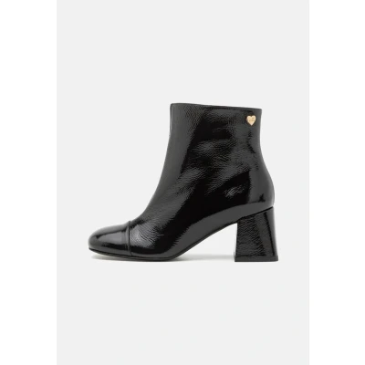Image of Love Moschino Heart STUD Ankle boots, Women&#039;s, Size: 3, Nero Leather