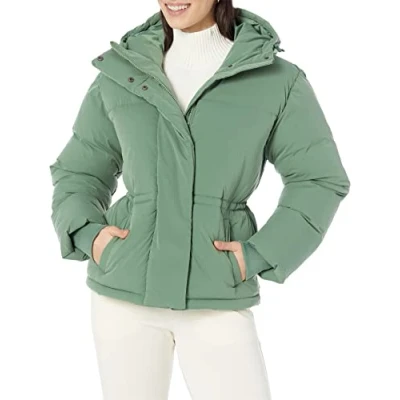 Image of Amazon Essentials Women&#039;s Short Waisted Hooded Puffer Jacket (Available in Plus Size), Sage Green, 6XL