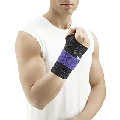 Image of BAUERFEIND ManuTrain Wrist Bandage with Degree of Stabilization Individually Adjustable, Left, Black, Size 2