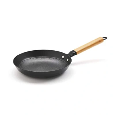 Image of Qulinart by Brandt Cast Iron Pan (24 cm), Especially Lightweight, Includes Non stick Coating With Honeycomb Structure And Ergonomic Wooden Handle, Suitable For All Types Of Cookers