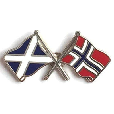 Image of SCOTLAND SALTIRE &amp; NORWAY FRIENDSHIP FLAGS NATIONAL ENAMEL LAPEL PIN BADGE