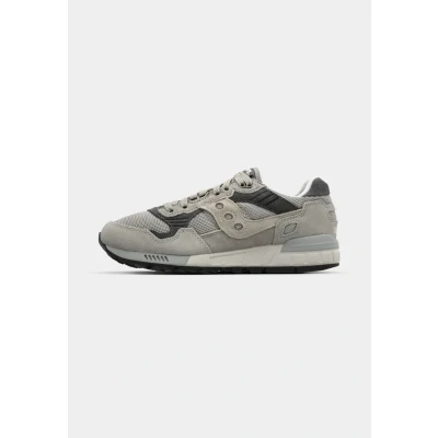 Image of Saucony Shadow 5000 Trainers, Men&#039;s, Size: 4, Sand/white Leather and textile