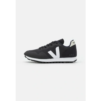 Image of Veja SDU Trainers, Women&#039;s, Size: 3, Black/white Synthetics/textile