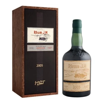 Image of JM Rhum J.M. Vieux Millesime 2005: aged Agricole AOC/Distilled, and bottled in Martinique / 42.4% vol, 70cl