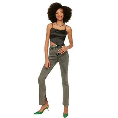 Image of Trendyol FeMan High Waist Straight Leg Flare Jeans Grau