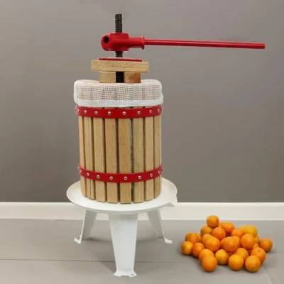 Image of Fruit Press 18 Litre Solid Oak &amp; Steel Construction Traditional Manual Spindle Operation Massive Capacity Includes 3 Free Straining Bags for Smooth Juices Cider Wine and More Ideal Home Use