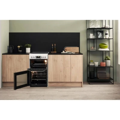 Image of Hotpoint HD5V93CCW Freestanding cooker Electric Ceramic White A
