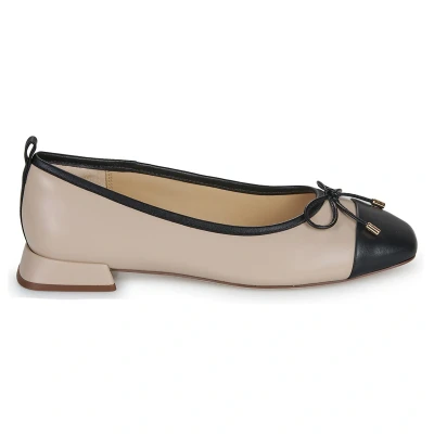Image of Clarks UBREE15 POPPY women&#039;s Shoes (Pumps / Ballerinas) in Beige