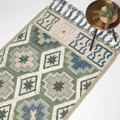 Image of HOMESCAPES Green &amp; Blue Handwoven Kilim Rug 90 x 150 cm Wool Cotton Living Room Area ‘Matala’ with Traditional Geometric Tribal Pattern Tassels