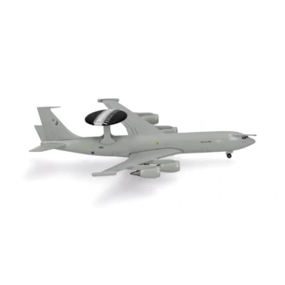 Image of Herpa airplane model Air Macau Airbus A320 &quot;Macau welcomes you&quot; B MCI on a scale of 1 : 500, metal miniature without pedastal, building, collectors edition