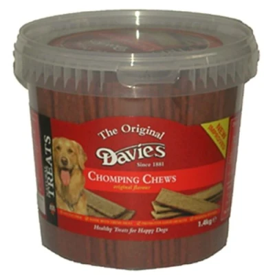 Image of Davies Chomping Chews Beef Jar 1.4kg