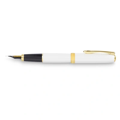 Image of DIPLOMAT Excellence A2 Pearl White Gold Fountain Pen Medium