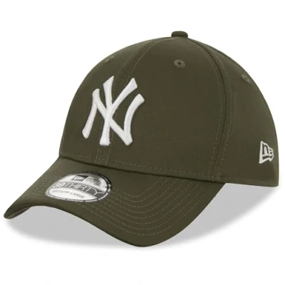 Image of New Era York Yankees MLB League Essential Olive Green 39Thirty Stretch Cap